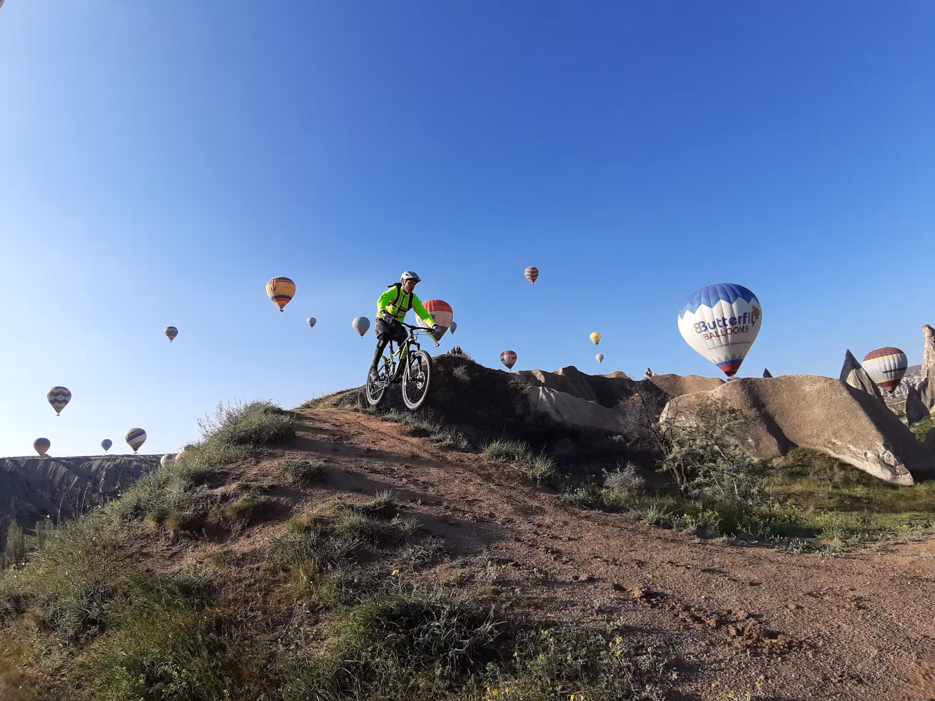 Bikepacking Gear Set - Image 1
